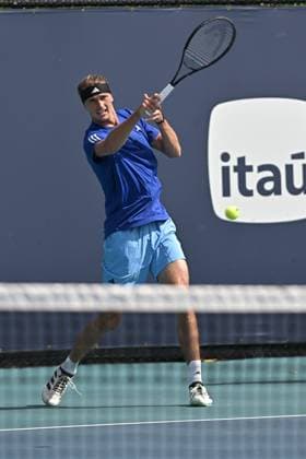 MIAMI GARDENS, FL - MARCH 21: Alexander Zverev (Germany) is seen during practice during the Miami Open on March 21, 2024, at Hard Rock Stadium in Miami Gardens, FL. (Photo by Michele Eve Sandberg Icon Sportswire) TENNIS: MAR 21 Miami Open EDITORIAL USE ONLY Icon240321038