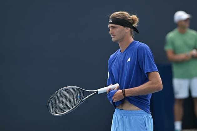 MIAMI GARDENS, FL - MARCH 21: Alexander Zverev (Germany) is seen during practice during the Miami Open on March 21, 2024, at Hard Rock Stadium in Miami Gardens, FL. (Photo by Michele Eve Sandberg Icon Sportswire) TENNIS: MAR 21 Miami Open EDITORIAL USE ONLY Icon240321068