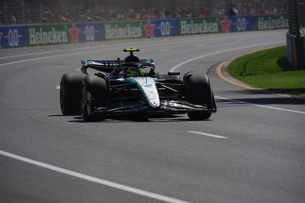 22 03 2024, Albert Park Circuit, Melbourne, FORMULA 1 ROLEX AUSTRALIAN GRAND PRIX 2024 ,in the picture Lewis Hamilton GBR , Mercedes AMG Petronas Formula One Team Melbourne Albert Park Circuit Victoria Australia eu-images-506