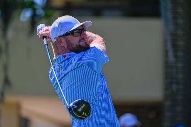 PALM HARBOR, FL - MARCH 21: Erik Barnes (USA) watches his tee shot on 2 during Rd1 of the Valspar Championship at Innisbrook Resort - Copperhead, on March 21, 2024, in Palm Harbor, Florida. (Photo by Ken Murray Icon Sportswire) GOLF: MAR 21 PGA, Golf Herren Valspar Championship EDITORIAL USE ONLY Icon2403210591