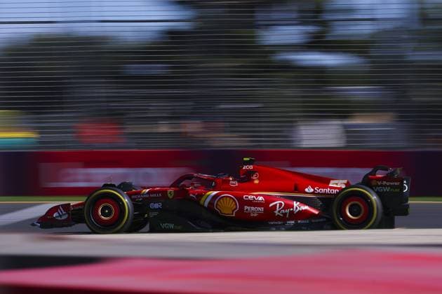 55 SAINZ Carlos (spa), Scuderia Ferrari SF-24, action during the Formula 1 Rolex Australian Grand Prix 2024, 3rd round of the 2024 Formula One World Championship, WM, Weltmeisterschaft from March 22 to 24, 2024 on the Albert Park Circuit, in Melbourne, Australia - F1 - AUSTRALIAN GRAND PRIX 2024 DPPI Panoramic  240322_R03_AUSTRALIA_EA010856