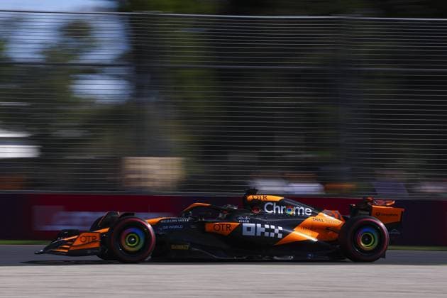 81 PIASTRI Oscar (aus), McLaren F1 Team MCL38, action during the Formula 1 Rolex Australian Grand Prix 2024, 3rd round of the 2024 Formula One World Championship, WM, Weltmeisterschaft from March 22 to 24, 2024 on the Albert Park Circuit, in Melbourne, Australia - F1 - AUSTRALIAN GRAND PRIX 2024 DPPI Panoramic  240322_R03_AUSTRALIA_EA011246
