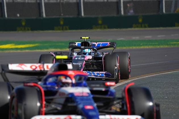 FORMULA 1 ROLEX AUSTRALIAN GRAND PRIX 2024 22 03 2024, Albert Park Circuit, Melbourne, FORMULA 1 ROLEX AUSTRALIAN GRAND PRIX 2024 ,in the picture Yuki Tsunoda JPN , Visa Cash App RB Formula One Team, Pierre Gasly FRA , Alpine F1 Team nordphotoxGmbHx xBratic nph00250