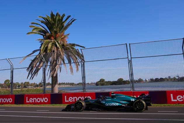 14 ALONSO Fernando (spa), Aston Martin F1 Team AMR24, action during the Formula 1 Rolex Australian Grand Prix 2024, 3rd round of the 2024 Formula One World Championship, WM, Weltmeisterschaft from March 22 to 24, 2024 on the Albert Park Circuit, in Melbourne, Australia - F1 - AUSTRALIAN GRAND PRIX 2024 DPPI Panoramic  240322_R03_AUSTRALIA_EA023178