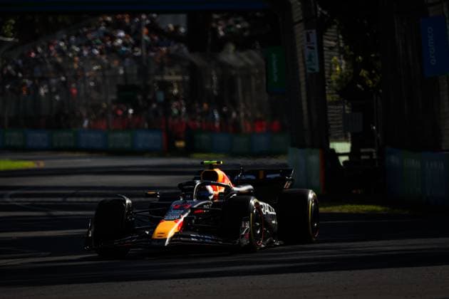 11 PEREZ Sergio (mex), Red Bull Racing RB20, action during the Formula 1 Rolex Australian Grand Prix 2024, 3rd round of the 2024 Formula One World Championship, WM, Weltmeisterschaft from March 22 to 24, 2024 on the Albert Park Circuit, in Melbourne, Australia - F1 - AUSTRALIAN GRAND PRIX 2024 DPPI Panoramic  240322_R03_AUSTRALIA_FG_29668A