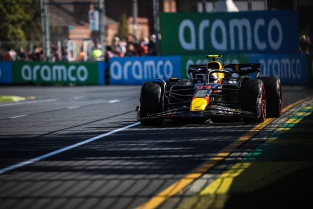 March 22, 2024, Melbourne, Victoria, Australia: MELBOURNE, AUSTRALIA - MARCH 22: Sergio Perez of Mexico drives the Oracle Red Bull Racing RB20 during second practice in the 2024 Australian Grand Prix at Albert Park in Melbourne, Australia Melbourne Australia - ZUMAp121 20240322_zsp_p121_074 Copyright: xChrisxPutnamx