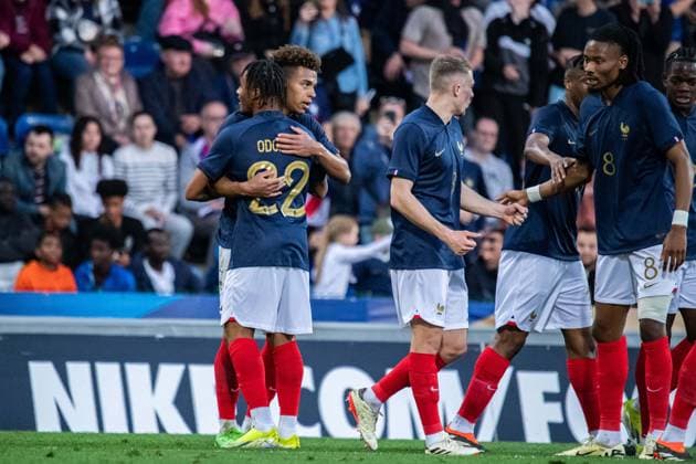 Fußball, U21 Länderspiel, Frankreich - Elfenbeinküste Joie des joueurs de l™equipe de france aprÃ s le but de DesirÃ DouÃ (Equipe de France U21, U 21 FOOTBALL : France U21 vs Cote dÂ’Ivoire U21 - Amical international - 22 03 2024 BaptisteAutissier Panoramic 