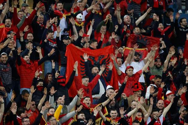 Futbol, Chile vs Albania Partido amistoso, eliminatorias al mundial 2026. Hinchas de la seleccion de Albania son fotografiados durante el partido amistoso contra Chile disputado en el estadio Ennio Tardini de Parma, Italia. 22 03 2024 Matteo Ciambelli Photosport Football, Chile vs Albania Friendly match, 2026 World cup qualifiers. AlbaniaÕs fans are pictured during the friendly match against Chile held at the Ennio Tardini stadium in Parma, Italy. 22 03 2024 Matteo Ciambelli Photosport Chile vs Albania, Partido amistoso 2024