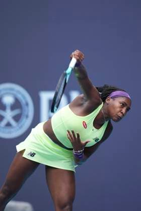 March 22, 2024, Miami, Florida, USA: Coco Gauff (USA) hits a serve against Nadia Podoroska (Argentina) during the second round of womenÃ¢â‚¬â ¢s singles at the Miami Open tennis tournament. Gauff won the match 6-1, 6-2. Miami USA - ZUMAd212 20240322_zsp_d212_008 Copyright: xRichardxDolex