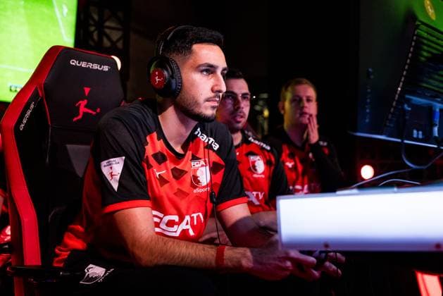 Virtual Bundesliga Club Championship by WOW Playoffs 22 03 2024 HACI UMUT Haci Umut Saracoglu FC Augsburg Virtual Bundesliga Club Championship by WOW Playoffs, Cologne, Strassenkickerbase on 22 03 2024 Copyright: xBEAUTIFULxSPORTS Wunderlx