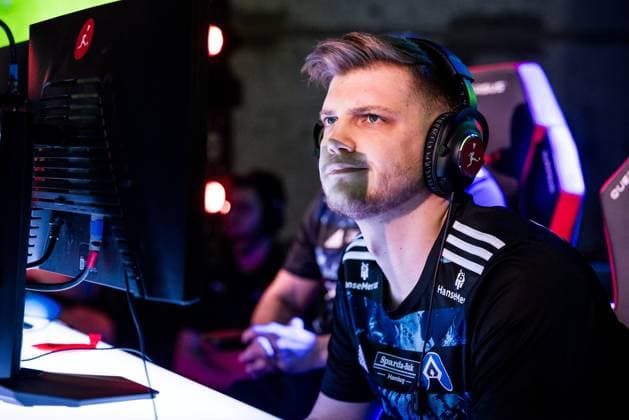 Virtual Bundesliga Club Championship by WOW Playoffs 22 03 2024 FUNINO Steffen Pöppe Hamburger SV Virtual Bundesliga Club Championship by WOW Playoffs, Cologne, Strassenkickerbase on 22 03 2024 Copyright: xBEAUTIFULxSPORTS Wunderlx