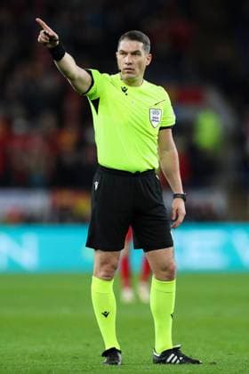 Wales v Finland Romanian Referee Istvan Kovacs gestures during the Wales v Finland UEFA EURO, EM, Europameisterschaft,Fussball 2024 Qualifier play-off Semi-Final at Cardiff City Stadium, Cardiff, Wales, United Kingdom on 21 March 2024 Editorial use only. All images are copyright Every Second Media Limited. No images may be reproduced without prior permission. Copyright: xIMAGO EveryxSecondxMediax ESM-0958-0123