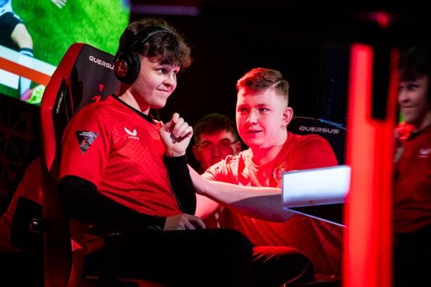 Virtual Bundesliga Club Championship by WOW Playoffs 22 03 2024 SEAN LDW07 Sean Landwehr Bayer 04 Leverkusen smiles, cheers Virtual Bundesliga Club Championship by WOW Playoffs, Cologne, Strassenkickerbase on 22 03 2024 Copyright: xBEAUTIFULxSPORTS Wunderlx