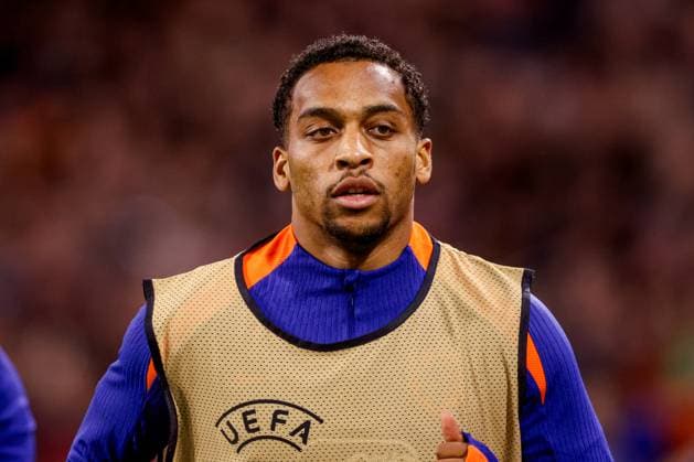 2024-03-22 Netherlands v Scotland - International Friendly, Länderspiel, Nationalmannschaft AMSTERDAM, NETHERLANDS - MARCH 22: Quinten Timber of Netherlands warms up during the International Friendly match between Netherlands and Scotland at Johan Cruijff ArenA on March 22, 2024 in Amsterdam, Netherlands. (Photo by Broer van den Boom BSR Agency) Amsterdam Netherlands Content not available for redistribution in The Netherlands directly or indirectly through any third parties. Copyright: xBSRxAgencyx