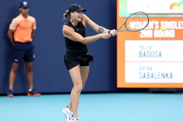 March 22, 2024, Miami Gardens, Florida, United States Of America: MIAMI GARDENS, FLORIDA - MARCH 22: Aryna Sabalenka of Belarus defeats Paula Badosa of Spain in the second round on Day 7 of the Miami Open Presented by Itau at Hard Rock Stadium on March 22, 2024 in Miami Gardens, Florida ...People: Aryna Sabalenka Miami Gardens United States Of America - ZUMAs214 20240322_ada_s214_008 Copyright: xSMGx