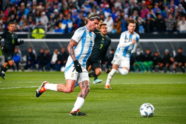 March 22, 2024, Harrison, Nj, United States: De Paul of Argentina during a match against El Salvador in an International Friendly, Länderspiel, Nationalmannschaft match at the Lincoln Financial Field in Philadelphia in the United States on the night of this Friday, 22nd. Harrison United States - ZUMAv122 20240322_aap_v122_042 Copyright: xWilliamxVolcovx