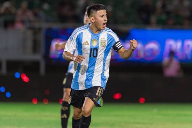 RECORD DATE NOT STATED Seleccion Mexicana Sub-23 2024 Mexico 2-4 Argentina Thiago Almada celebrates his goal 0-1of Argentina during the friendly match between Mexico U-23 (Mexican national team, Nationalteam and Argentina U-23, at El Encanto Stadium, Mazatlan, Sinaloa, on March 22, 2024. MAZATLAN SINALOA MEXICO  Copyright: xRobertoxEcheagarayx 20240322201714_SMN_U23_MEX_ARG_ALMADA43