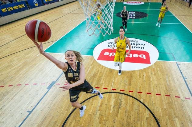 Basketball Berlin 22 03 2024 Season 2023 2024 1 Bundesliga DBBL Alba Berlin Saarlouis Royals Monika Jasnowska Saarlouis, No 15