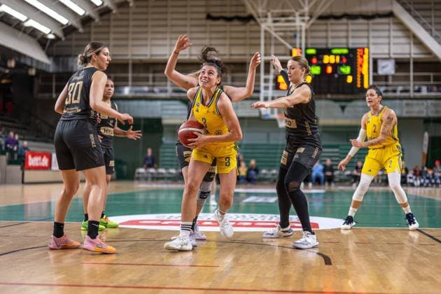 Basketball Berlin 22 03 2024 Season 2023 2024 1 Bundesliga DBBL Alba Berlin Saarlouis Royals Theresa Simon Alba, No 03