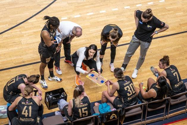 Basketball Berlin 22 03 2024 Season 2023 2024 1 Bundesliga DBBL Alba Berlin Saarlouis Royals Dragana Svitlica Saarlouis, Coach Time out