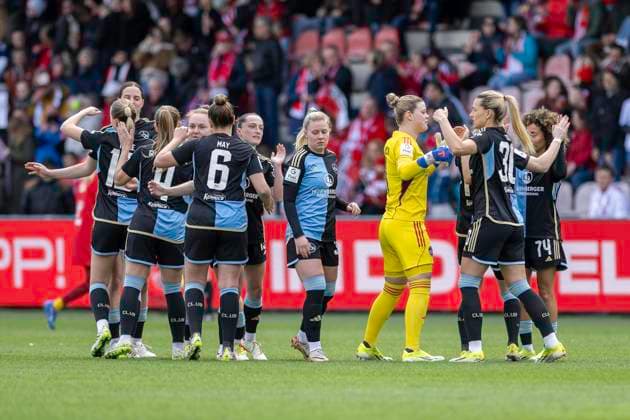 The Nuremberg players encourage themselves Football Google Pixel Womens Bundesliga, Season 2023 2024, Matchday 16, 1 FC Koeln 1 FC Nuernberg on 23 03 2024 at Franz Kremer Stadium in Koeln Important note According to the regulations of the DFL German Football League or the DFB German Football Association, it is prohibited to use or have used photographs taken in the stadium and or of the match in the form of sequential images and or video-like photo series Foto Kirchner Media TH Copyright: xKirchner-Media THx