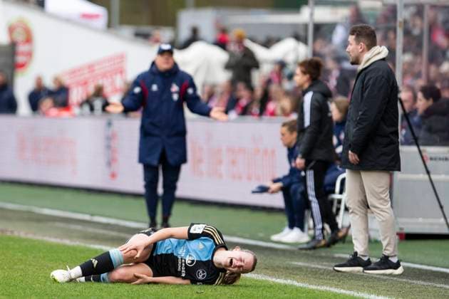 GOOGLE PIXEL Frauen Bundesliga 1 FC Köln 1 FC Nürnberg, 23 03 2024 Amelie Thöle 1 FC Nürnberg, 12 with pain on the ground GOOGLE PIXEL Frauen Bundesliga, 1 FC Köln 1 FC Nürnberg, 17 Spieltag, am 23 03 2024, Franz Kremer Stadion, Köln DFL regulations prohibit any use of photographs as image sequences and or quasi video Copyright: xBEAUTIFULxSPORTS Meuselx