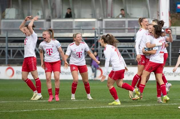 GOOGLE PIXEL Womens Bundesliga 1 FC Köln 1 FC Nürnberg, 23 03 2024 Cheering after goal for 3 3 GOOGLE PIXEL Womens Bundesliga, 1 FC Köln 1 FC Nürnberg, 17 Matchday, on 23 03 2024, Franz Kremer Stadium, Cologne DFL regulations prohibit any use of photographs as image sequences and or quasi video Copyright: xBEAUTIFULxSPORTS Meuselx