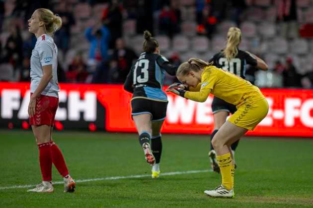 While Lara Felix 1 FC Nuernberg, 13 and Medcina Desic 1 FC Nuernberg, 30 run cheering to their fans, Paula Hoppe 1 FC Köln, 12 cant believe it Football Google Pixel Womens Bundesliga, Season 2023 2024, Matchday 16, 1 FC Koeln 1 FC Nuernberg on 23 03 2024 at Franz Kremer Stadium in Koeln Important note In accordance with the regulations of the DFL German Football League and the DFB German Football Association, it is prohibited to use or have used photographs taken in the stadium and or of the match in the form of sequential images and or video-like photo series Foto Kirchner Media TH Copyright: xKirchner-Media THx