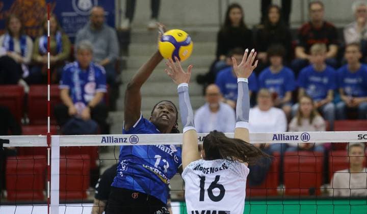Stuttgart , Volleyball Bundesliga Womens PlayOff Quarterfinal Game 1, Allianz MTV Stuttgart vs USC Münster , Krystal Rivers Stgt