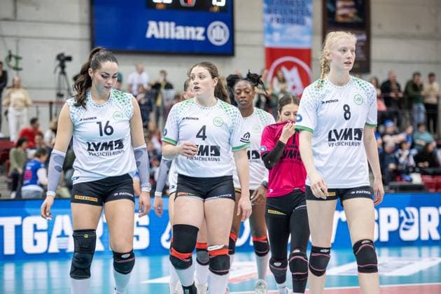 Mikala Mogensen USC Muenster, 16 , Jenna Ewert USC Muenster, 04 , Luisa van Clewe USC Muenster, 08 dejected mood after losing set Allianz MTV Stuttgart USC Muenster, 23 03 2024, Stuttgart SCHARRena , DEU Allianz MTV Stuttgart USC Muenster, Sport, Volleyball Bundesliga, Women, VBL, Season 2023 24, 23 03 2024, Stuttgart SCHARRena , DEU Stuttgart Copyright: xSandyxDinkelackerx EP_SDR