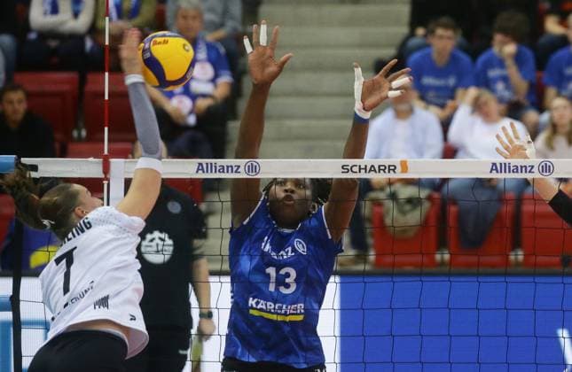Stuttgart , Volleyball Bundesliga Womens PlayOff Quarterfinal Game 1, Allianz MTV Stuttgart vs USC Münster , Krystal Rivers Stgt
