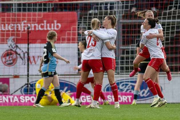 The Cologne players are celebrating after the goal to equalize to 3 3 Football Google Pixel Womens Bundesliga, Season 2023 2024, 16 Matchday, 1 FC Koeln 1 FC Nuernberg on 23 03 2024 at Franz Kremer Stadium in Koeln Important note According to the regulations of the DFL German Football League or the DFB German Football Association, it is prohibited, to exploit or have exploited photographs taken in the stadium and or of the match in the form of sequential images and or video-like photo series Foto Kirchner Media TH Copyright: xKirchner-Media THx