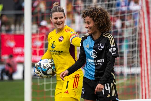 GOOGLE PIXEL Frauen Bundesliga 1 FC Köln 1 FC Nürnberg, 23 03 2024 Amira Arfaoui 1 FC Nürnberg, 74 laughs with Lea Paulick 1 FC Nürnberg, 1 GOOGLE PIXEL Frauen Bundesliga, 1 FC Köln 1 FC Nürnberg, 17 Spieltag, am 23 03 2024, Franz Kremer Stadion, Köln DFL regulations prohibit any use of photographs as image sequences and or quasi video Copyright: xBEAUTIFULxSPORTS Meuselx