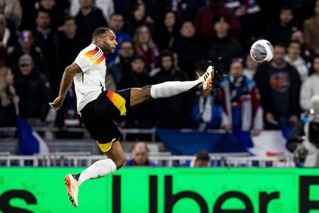 UEFA friendly match France Germany 23 03 2024 Jonathan Tah Germany, 4 takes a ball on the bounce UEFA friendly match France Germany, Lyon, Groupama Stadium on 23 03 2024 Copyright: xBEAUTIFULxSPORTS Wunderlx
