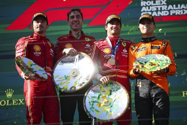 SAINZ Carlos (spa), Scuderia Ferrari SF-24, portrait LECLERC Charles (mco), Scuderia Ferrari SF-24, portrait NORRIS Lando (gbr), McLaren F1 Team MCL38, portrait during the Formula 1 Rolex Australian Grand Prix 2024, 3rd round of the 2024 Formula One World Championship, WM, Weltmeisterschaft from March 22 to 24, 2024 on the Albert Park Circuit, in Melbourne, Australia - F1 - AUSTRALIAN GRAND PRIX 2024 DPPI Panoramic 240324_R03_AUSTRALIA_EA023531