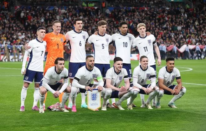England v Brazil - International Friendly, Länderspiel, Nationalmannschaft The England team is lining up before kick-off. In the back row are Phil Foden of Manchester City, Jordan Pickford of Everton, Harry Maguire of Manchester United, ManU John Stones of Manchester City, Jude Bellingham of Real Madrid, and Antony Gordon of England. In the front row are Ben Chilwell of Chelsea, Kyle Walker of Manchester City, Declan Rice of Arsenal, Conor Gallagher of Chelsea, and Ollie Watkins of Aston Villa. They are playing in an international friendly soccer match against Brazil at Wembley Stadium in London, UK, on March 23, 2024. London England United Kingdom Copyright: xActionxFotoxSportx originalFilename:galvin-englanda240324_npoAq.jpg