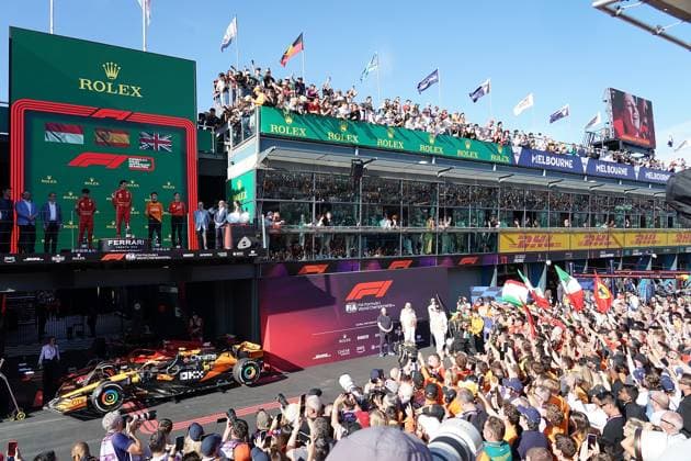 FORMULA 1 ROLEX AUSTRALIAN GRAND PRIX 2024 24 03 2024, Albert Park Circuit, Melbourne, FORMULA 1 ROLEX AUSTRALIAN GRAND PRIX 2024 ,in the picture winner Carlos Sainz Jr ESP , Scuderia Ferrari, 2nd place for Charles Leclerc MCO , Scuderia Ferrari, 3rd place for Lando Norris GBR , McLaren F1 Team, Ferrari engineer Matteo Toninelli nordphotoxGmbHx xBratic nph00250