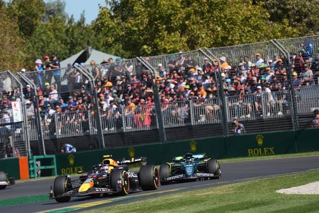 24 03 2024, Albert Park Circuit, Melbourne, FORMULA 1 ROLEX AUSTRALIAN GRAND PRIX 2024 ,in the picture Sergio Perez MEX , Oracle Red Bull Racing, Lance Stroll CAN , Aston Martin Aramco Cognizant Formula One Team Melbourne Albert Park Circuit Victoria Australia eu-images-506