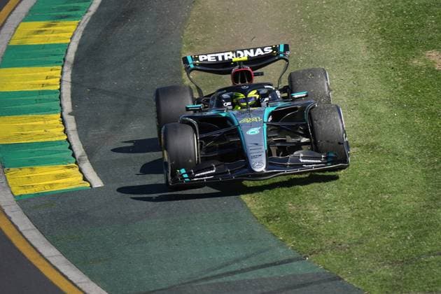 FORMULA 1 ROLEX AUSTRALIAN GRAND PRIX 2024 24 03 2024, Albert Park Circuit, Melbourne, FORMULA 1 ROLEX AUSTRALIAN GRAND PRIX 2024 ,in the picture Lewis Hamilton GBR , Mercedes AMG Petronas Formula One Team nordphotoxGmbHx xBratic nph00250