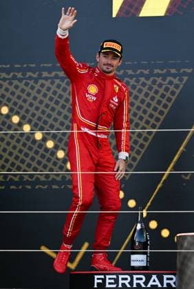 March 24, 2024, Melbourne, Victoria, Australia: March 24, 2024, Melbourne, Victoria, Australia: Spanish driver Carlos Sainz ( 55) of Ferrari walks onto the podium in second place after the 2024 Australian F1 Grand Prix Melbourne Australia - ZUMAk106 20240324_zaf_k106_009 Copyright: xTheoxKaranikosx
