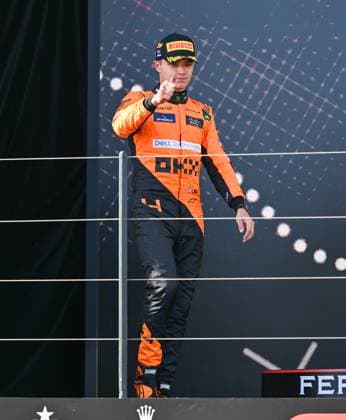 March 24, 2024, Melbourne, Victoria, Australia: March 24, 2024, Melbourne, Victoria, Australia: British driver Lando Norris ( 4) of McLaren walks onto the podium in third place after the 2024 Australian F1 Grand Prix Melbourne Australia - ZUMAk106 20240324_zaf_k106_010 Copyright: xTheoxKaranikosx