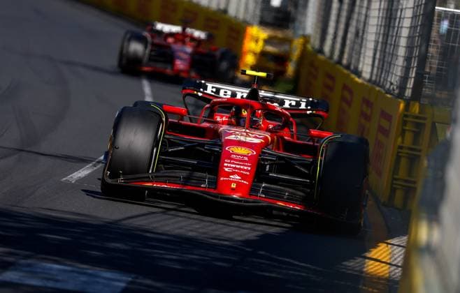 Sport Bilder des Tages 55 SAINZ Carlos (spa), Scuderia Ferrari SF-24, action 16 LECLERC Charles (mco), Scuderia Ferrari SF-24, action during the Formula 1 Rolex Australian Grand Prix 2024, 3rd round of the 2024 Formula One World Championship, WM, Weltmeisterschaft from March 22 to 24, 2024 on the Albert Park Circuit, in Melbourne, Australia - F1 - AUSTRALIAN GRAND PRIX 2024 DPPI Panoramic F12024GP03AUS_JK314531