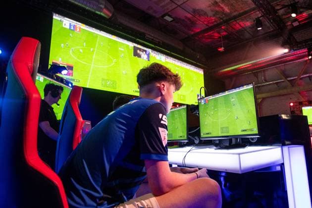 Virtual Bundesliga Club Championship by WOW Finale 24 03 2024 Jonas Wirth Jonny, SC Paderborn 07 Virtual Bundesliga Club Championship by WOW Finale 24 03 2024 Copyright: xBEAUTIFULxSPORTS Buriakovx