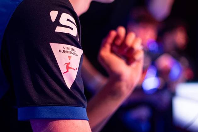 Virtual Bundesliga Club Championship by WOW Finale 24 03 2024 Logo of the Virtual Bundesliga Virtual Bundesliga on the jersey of SC Paderborn Virtual Bundesliga Club Championship by WOW Finale 24 03 2024 Copyright: xBEAUTIFULxSPORTS Buriakovx