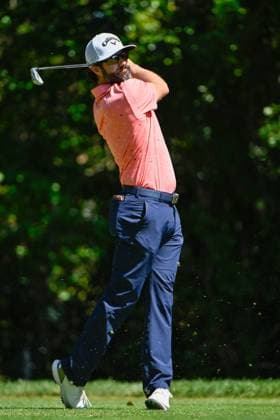 PALM HARBOR, FL - MARCH 23: Adam Hadwin (CAN) watches his tee shot on 3 during Rd3 of the Valspar Championship at Innisbrook Resort - Copperhead, on March 23, 2024, in Palm Harbor, Florida. (Photo by Ken Murray Icon Sportswire) GOLF: MAR 23 PGA, Golf Herren Valspar Championship EDITORIAL USE ONLY Icon2403230083