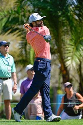PALM HARBOR, FL - MARCH 23: Adam Hadwin (CAN) watches his tee shot on 5 during Rd3 of the Valspar Championship at Innisbrook Resort - Copperhead, on March 23, 2024, in Palm Harbor, Florida. (Photo by Ken Murray Icon Sportswire) GOLF: MAR 23 PGA, Golf Herren Valspar Championship EDITORIAL USE ONLY Icon2403230133