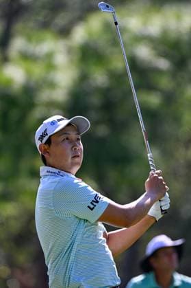 PALM HARBOR, FL - MARCH 23: Dylan Wu (USA) watches his tee shot on 17 during Rd3 of the Valspar Championship at Innisbrook Resort - Copperhead, on March 23, 2024, in Palm Harbor, Florida. (Photo by Ken Murray Icon Sportswire) GOLF: MAR 23 PGA, Golf Herren Valspar Championship EDITORIAL USE ONLY Icon2403230273