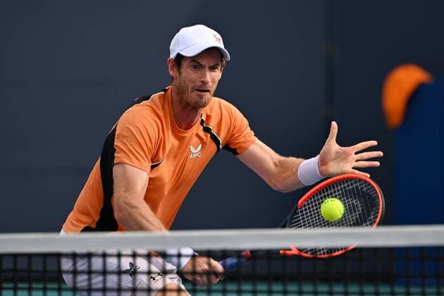 MIAMI GARDENS FL - MARCH 23: Andy Murray Vs Tomas Martin Etcheverry during The Miami Open at Hard Rock Stadium on March 23, 2024 in Miami Gardens, Florida. : Copyright: xmpi04x