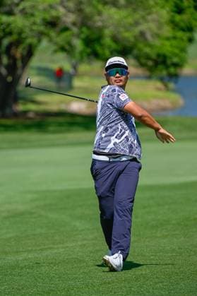 PALM HARBOR, FL - MARCH 23: Ryo Hisatsune (JPN) lets go of his club at the end of his second shot on 5 during Rd3 of the Valspar Championship at Innisbrook Resort - Copperhead, on March 23, 2024, in Palm Harbor, Florida. (Photo by Ken Murray Icon Sportswire) GOLF: MAR 23 PGA, Golf Herren Valspar Championship EDITORIAL USE ONLY Icon2403230393