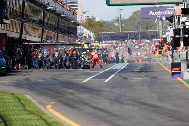 March 24, 2024, Melbourne, Australia: Max Verstappen of the Netherlands drives the (1) Oracle Red Bull Racing RB20 into the pits during the F1 Grand Prix of Australia at the Albert Park Grand Prix circuit in Melbourne. Melbourne Australia - ZUMAs197 20240324_aaa_s197_060 Copyright: xGeorgexHitchensx